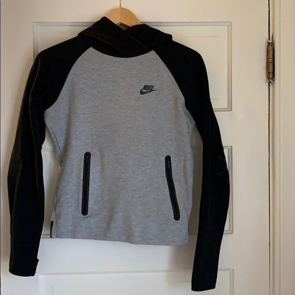 Nike fitted hoodie